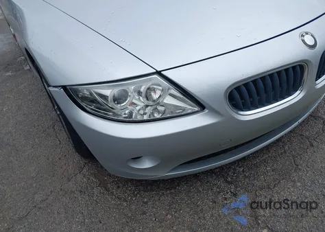 2004 BMW Z4 2.5I z USA, uszkodzony, nr VIN 4USBT33584LR67978